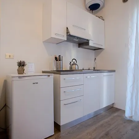 Rebecca's House Apartment *